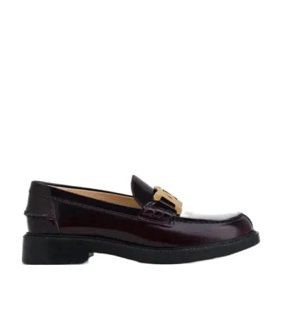 TOD'S TOD'S CHAIN-LINKED LOAFERS