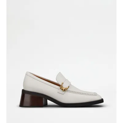 TOD'S TOD'S HEELED LOAFERS IN LEATHER