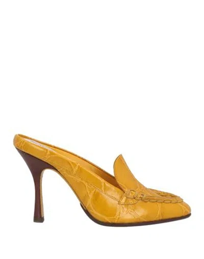TOD'S TOD'S WOMAN MULES & CLOGS MUSTARD SIZE 7.5 LEATHER