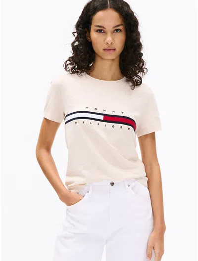 TOMMY HILFIGER EMBROIDERED FLAG STRIPE LOGO T