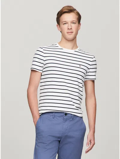 TOMMY HILFIGER MEN'S SLIM FIT PREMIUM STRETCH STRIPE T-SHIRT