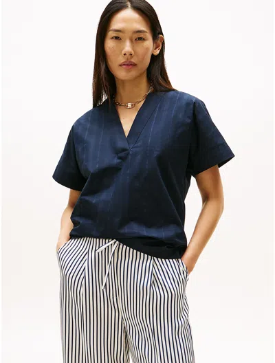 TOMMY HILFIGER TEXTURED V