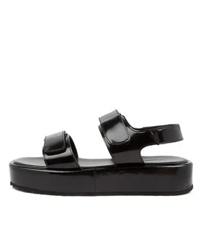 TONY BIANCO TONY BIANCO CHEVY HI SHINE PAT LEA WOMENS SHOES CASUAL SANDALS SANDALS FLAT