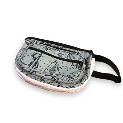 TORRAIN RECYCLED BAGS WOMEN'S GREY / GREEN TRACED MOON BAG