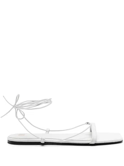 TOTÊME TOTEME MAIN LEATHER FLAT SANDALS