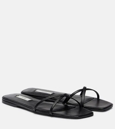 TOTÊME LEATHER SLIDES