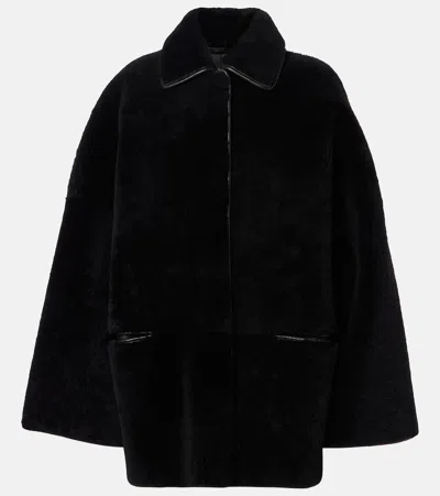 TOTÊME OVERSIZED SHEARLING JACKET