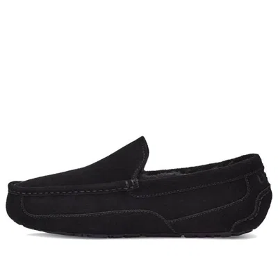 UGG UGG Ascot Slipper 'Black'