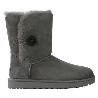 UGG UGG CLASSIC BAILEY BUTTON II BOOTS DAMEN GRAU 1016226 GREY