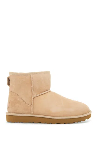 UGG CLASSIC MINI II ANKLE BOOTS