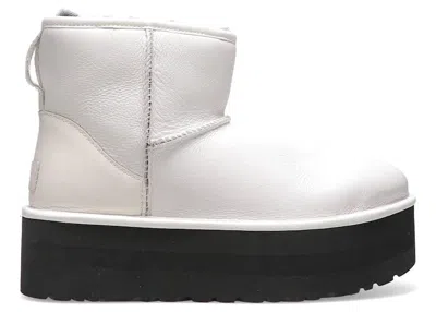 UGG CLASSIC MINI PLATFORM MATTE BOOT (WOMEN'S) SNEAKERS IN ULTRA MATTE WHITE
