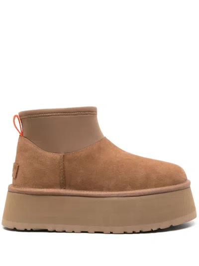 UGG CLASSICA MINI DIPPER BOOTS