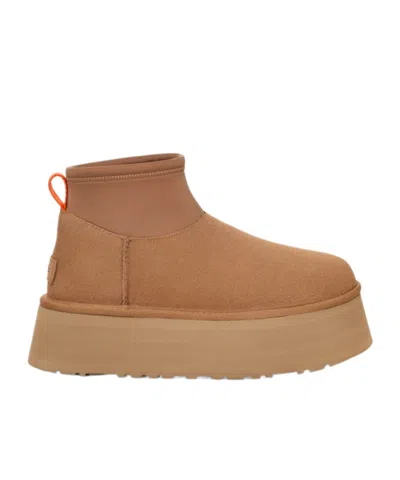 UGG UGG CLASSIC MINI DIPPER BOOTS