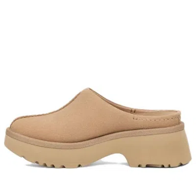 UGG (WMNS) UGG New Heights Clog 'Sand'