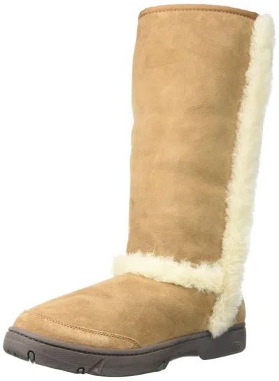 UGG UGG WOMEN'S SUNBURST TALL BOOT, CHESTNUT