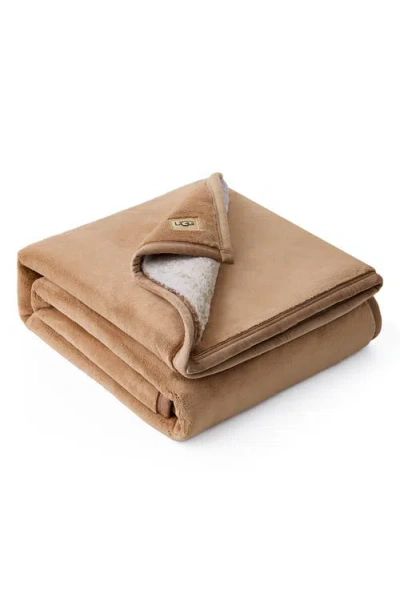UGG UGG(R) SALT CREEK FAUX FUR THROW BLANKET