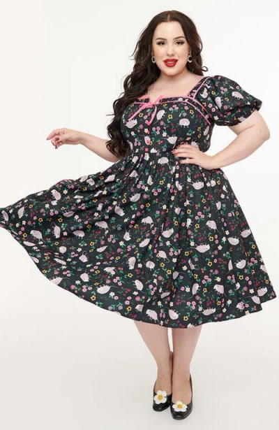 UNIQUE VINTAGE UNIQUE VINTAGE PLUS SIZE 1940S SWEETHEART BUTTON FRONT SWING DRESS