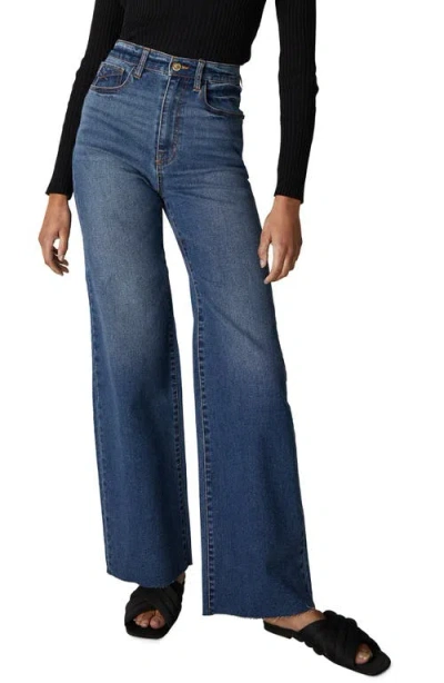 UNPUBLISHED UNPUBLISHED NOEMI LONG PASADENA FLARE JEANS
