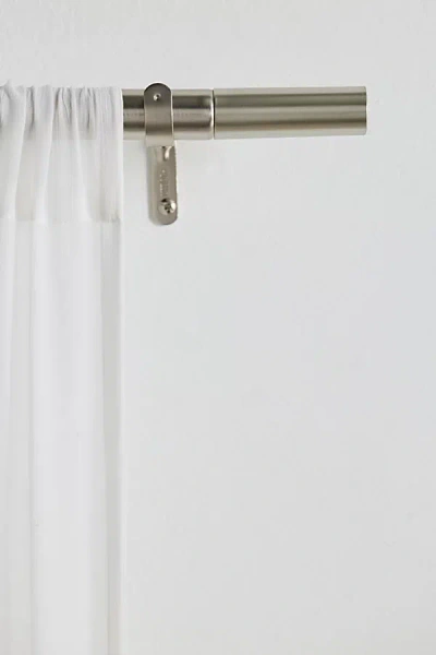 URBAN OUTFITTERS ESSENTIAL METAL WINDOW CURTAIN ROD IN SILVER AT URBAN OUTFITTERS