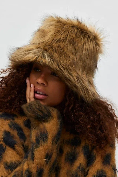 URBAN OUTFITTERS FLUFFY FAUX FUR BUCKET HAT IN BROWN, WOMEN'S AT URBAN OUTFITTERS