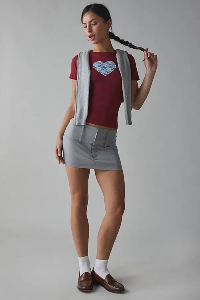 URBAN OUTFITTERS LACE HEART APPLIQUE GRAPHIC BABY TEE IN MAROON, WOMEN'S AT URBAN OUTFITTERS