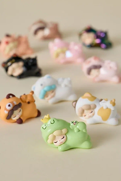 URBAN OUTFITTERS WENDY SLEEPY EVERYDAY SERIES BEANS BLIND BAG FIGURE AT URBAN OUTFITTERS