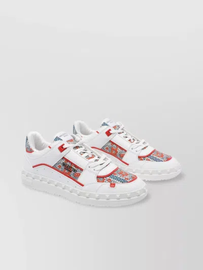 VALENTINO GARAVANI LEATHER LOW-TOP SNEAKERS STUDDED SOLE