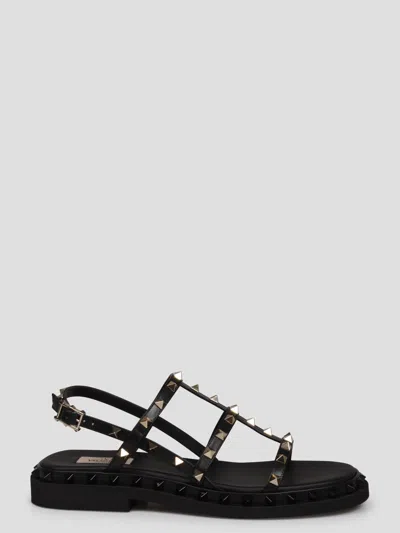 VALENTINO GARAVANI GARAVANI ROCKSTUD LEATHER SANDALS