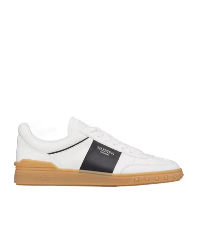 VALENTINO GARAVANI VALENTINO GARAVANI UPVILLAGE LACE-UP SNEAKERS
