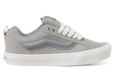 VANS MEN'S VANS KNU SKOOL SUEDE SNEAKERS IN GREY