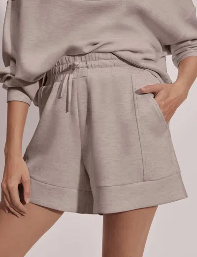 VARLEY WOMEN'S ATRIUM HIGH WAISTED SHORT 4.5"