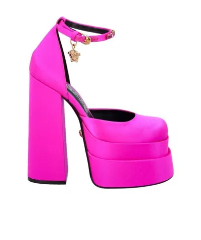 VERSACE VERSACE MEDUSA HEAD CHARM SATIN PLATFORM PUMPS
