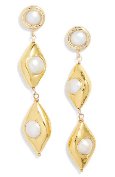 VIDAKUSH VIDAKUSH FRESHWATER PEARL ALMOND DROP EARRINGS