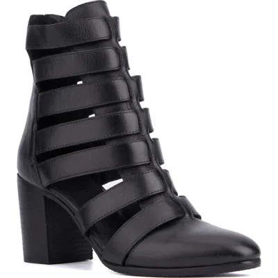 VINTAGE FOUNDRY VINTAGE FOUNDRY VIVI CAGED BLOCK HEEL BOOTIE