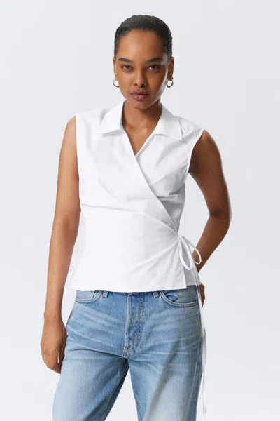 WEEKDAY SLEEVELESS COTTON WRAP TOP