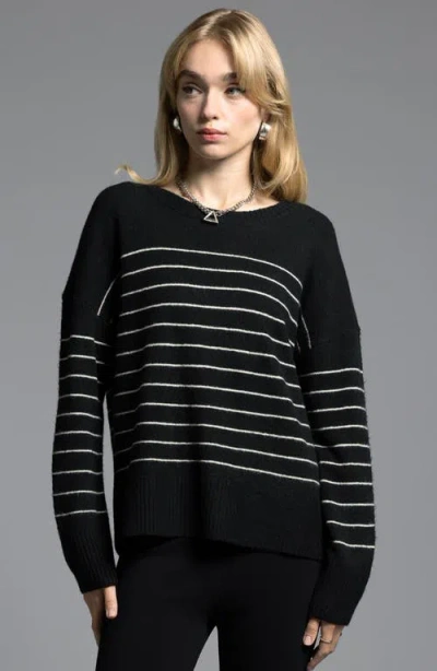 WEEKEND LOS ANGELES WEEKEND LOS ANGELES KISHA STRIPE CREWNECK SWEATER