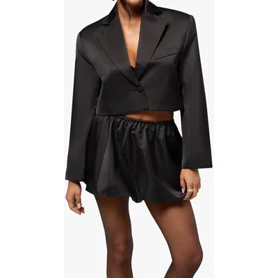 WEWOREWHAT WEWOREWHAT CROPPED SATIN BLAZER