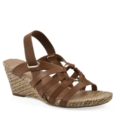 WHITE MOUNTAIN WOMEN'S ATAPS ROUND TOE WEDGE SANDALS