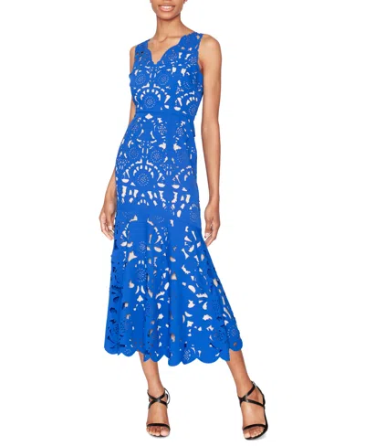 WHITE TIE BY SHANI WOMEN'S LASER-CUT SLEEVELESS MIDI DRESS