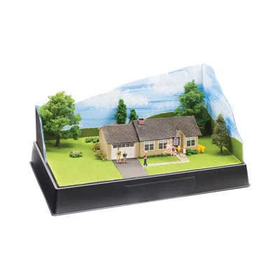 WOODLAND SCENICS HOME SCENE-A-RAMA KIT