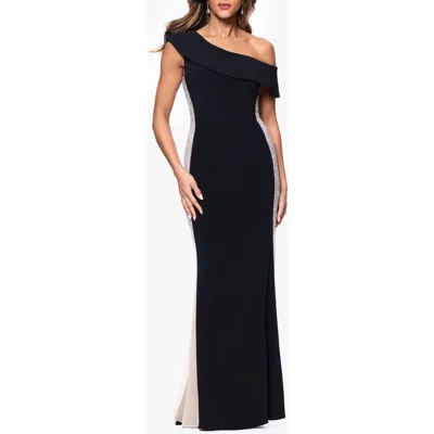 XSCAPE EVENINGS XSCAPE EVENINGS CRYSTAL MESH DETAIL ONE-SHOULDER SHEATH DETAIL