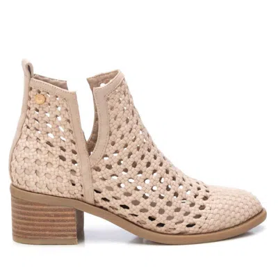 XTI WOMEN'S ANKLE BOOTIES IN BEIGE