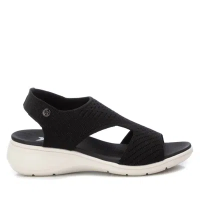 XTI WOMEN'S WEDGE SANDALS IN BLACK