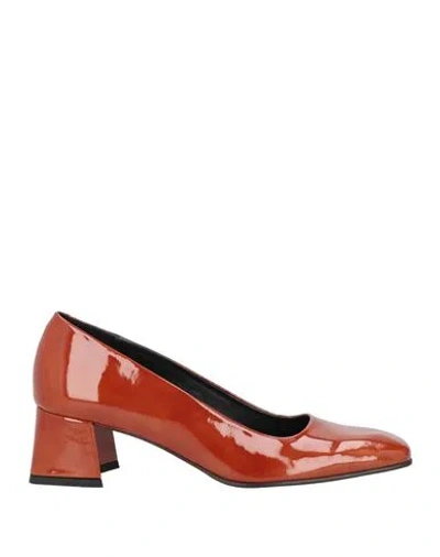 ZINDA ZINDA WOMAN PUMPS RUST SIZE 8 LEATHER